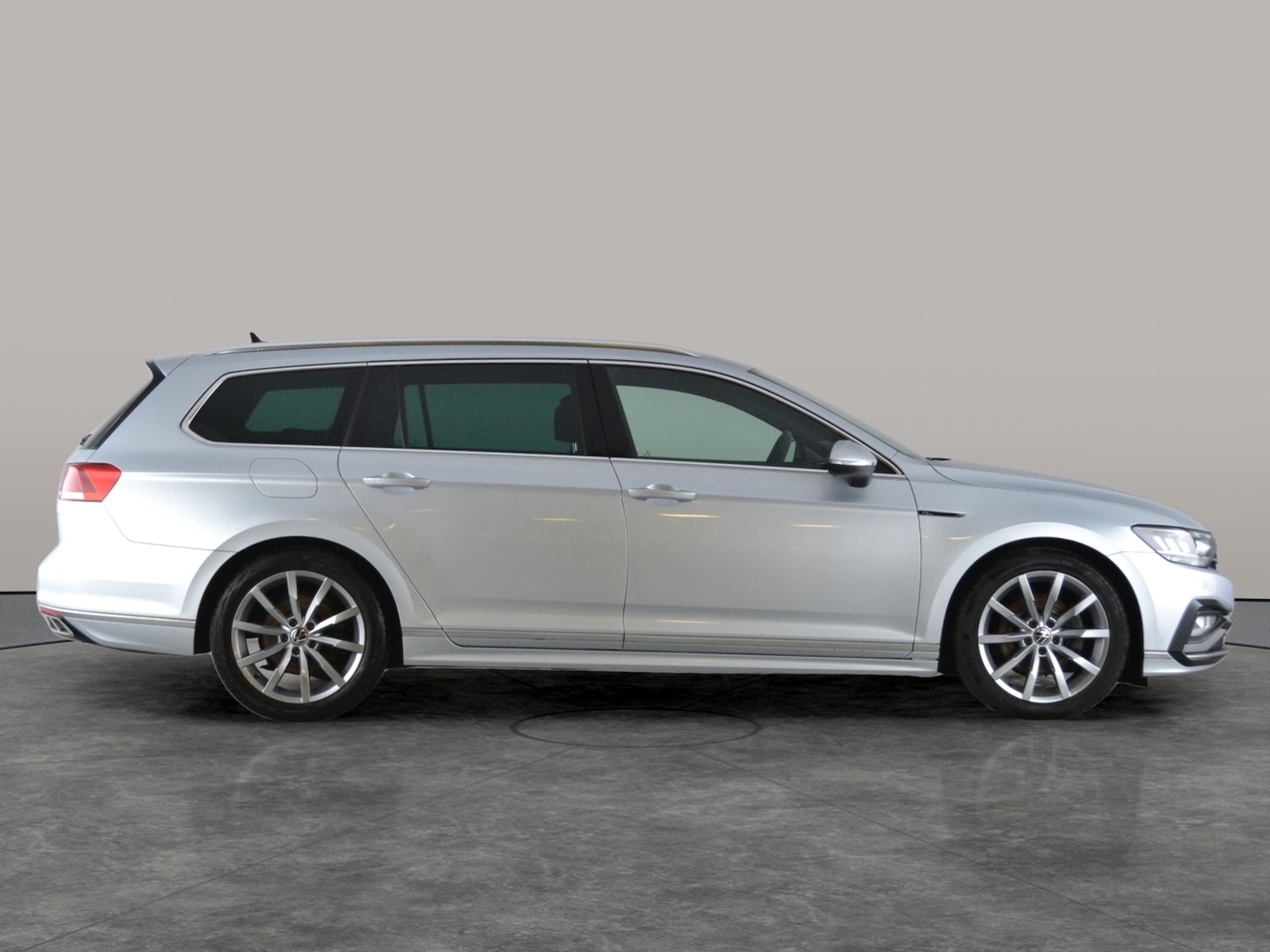 Used Volkswagen Passat 2023 for sale - 77350897: Photo 11