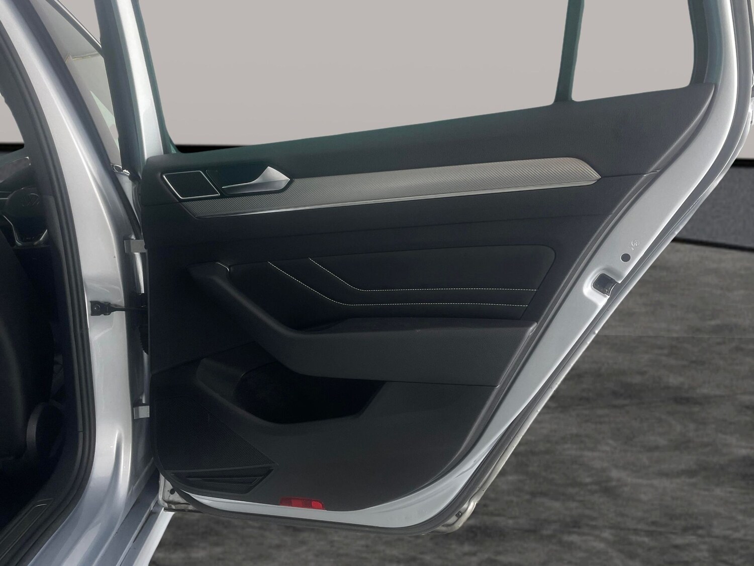 Used Volkswagen Passat 2023 for sale - 77350897: Photo 34