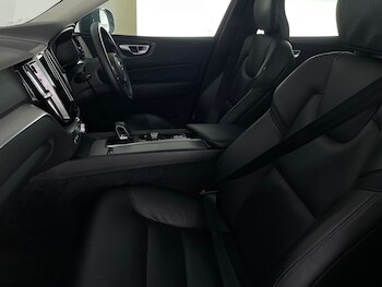 Used Volvo XC60 2022 for sale - 77505397: Photo