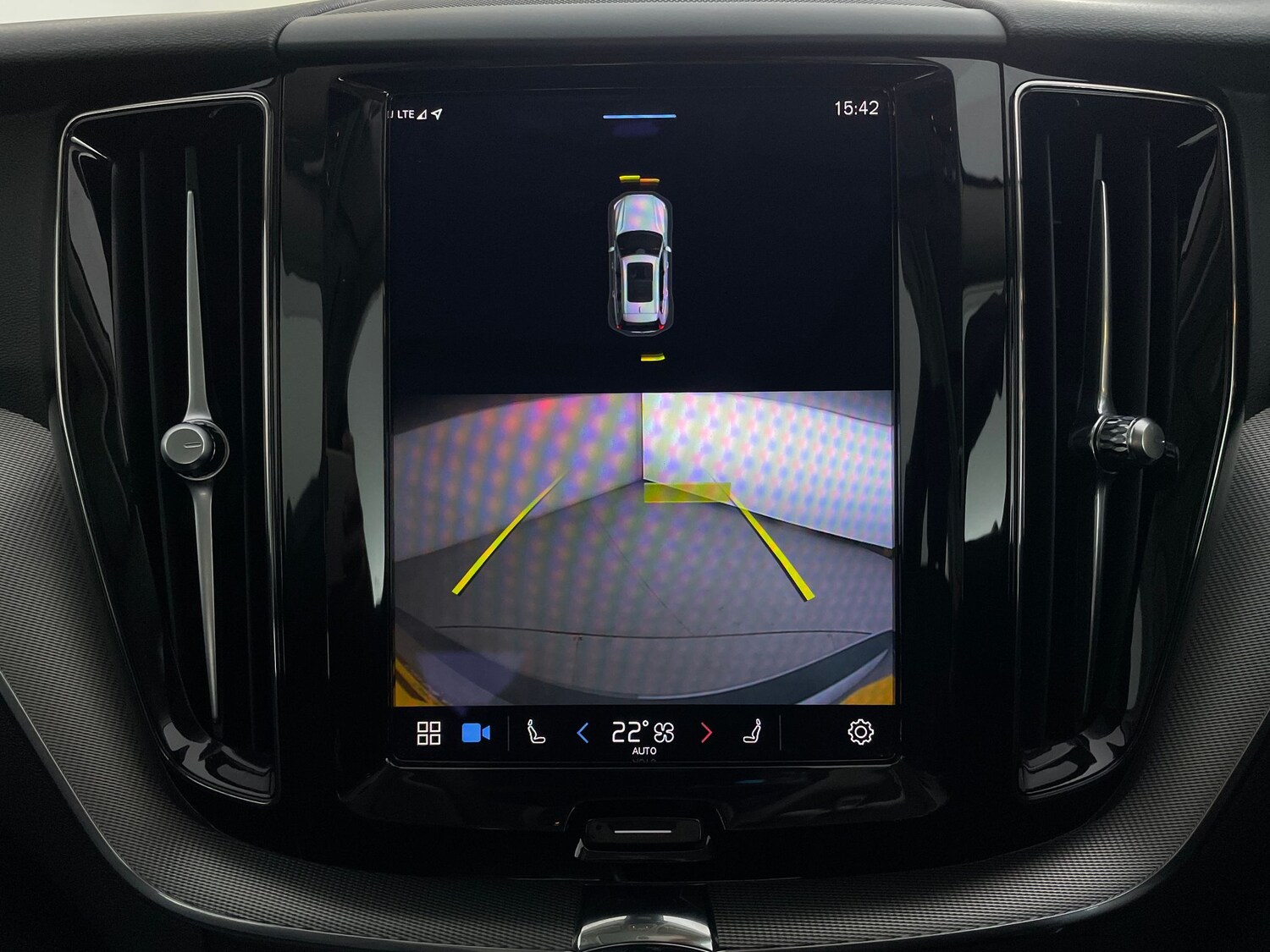 Used Volvo XC60 2022 for sale - 77505397: Photo 6