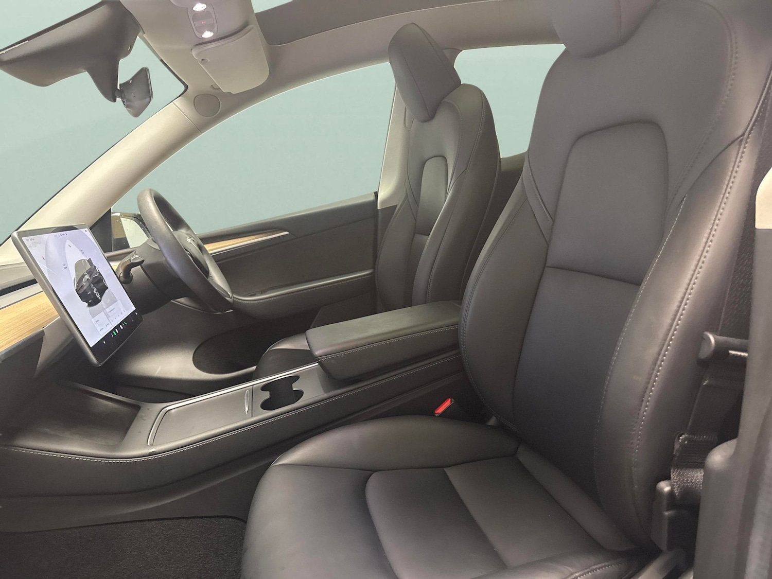 Used Tesla Model Y 2022 for sale - 76725380: Photo 4