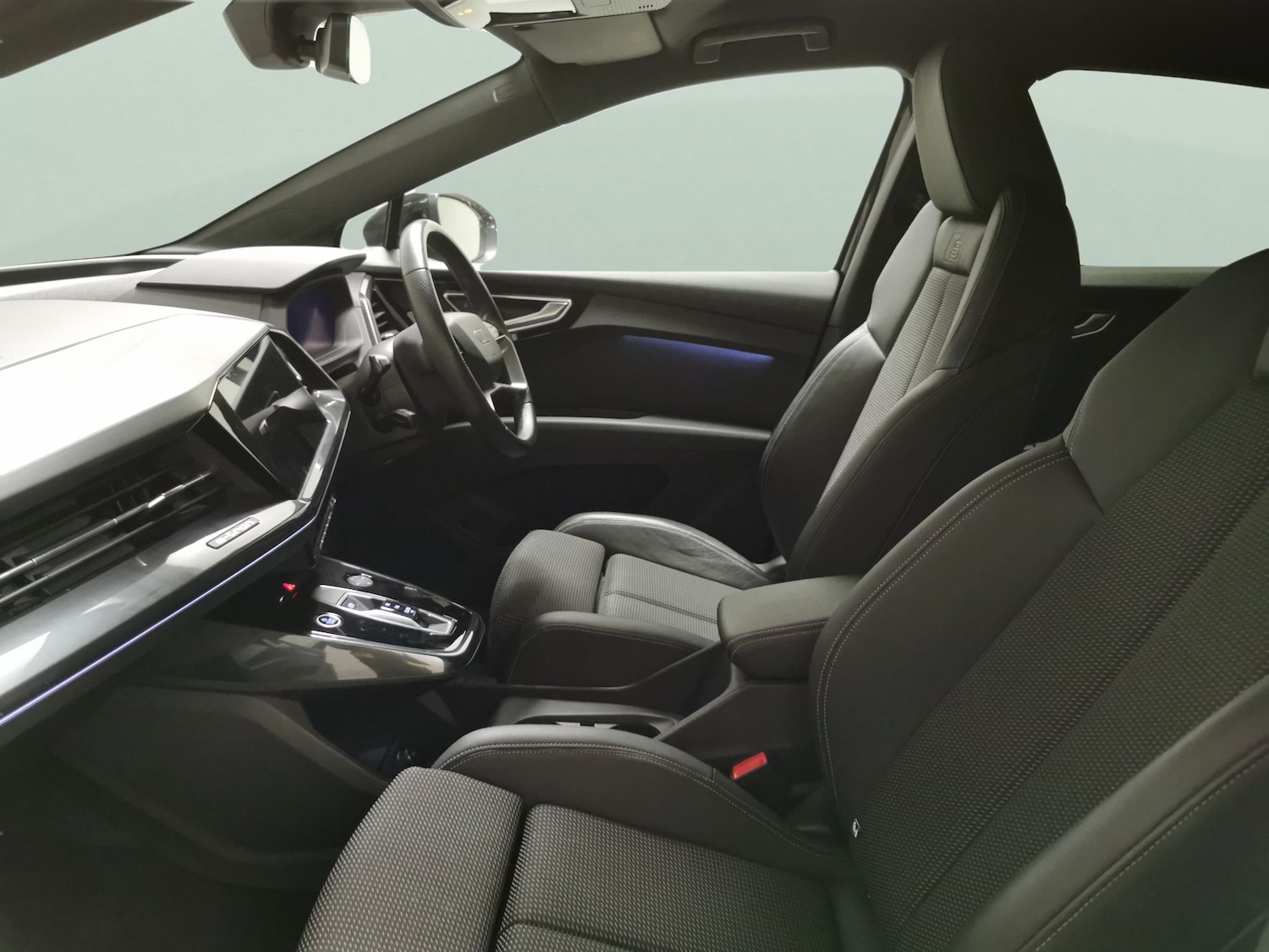 Used Audi Q4 e-tron for sale - 78110023: Photo 4