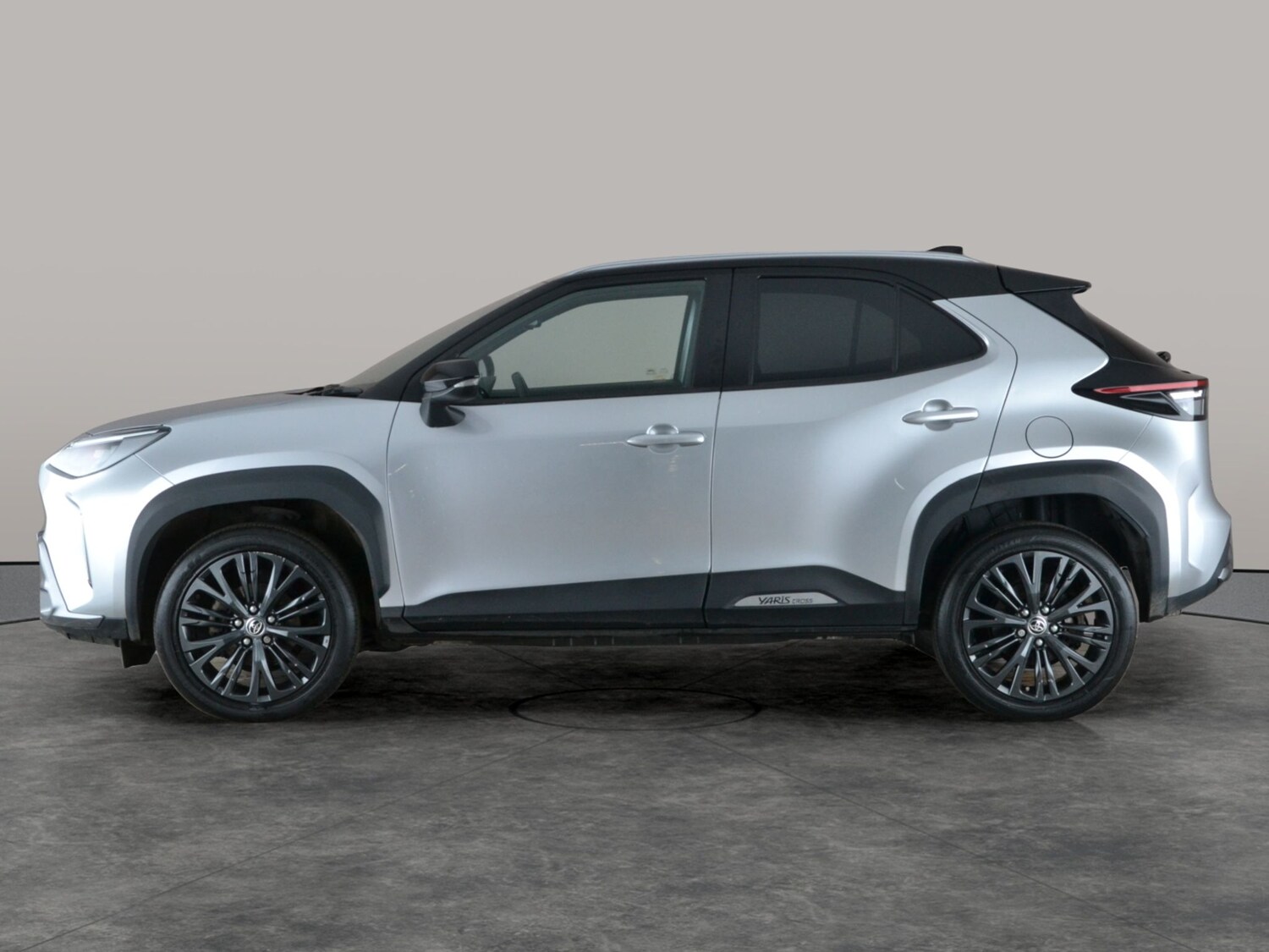 Used Toyota Yaris Cross 2022 for sale - 77791380: Photo 13