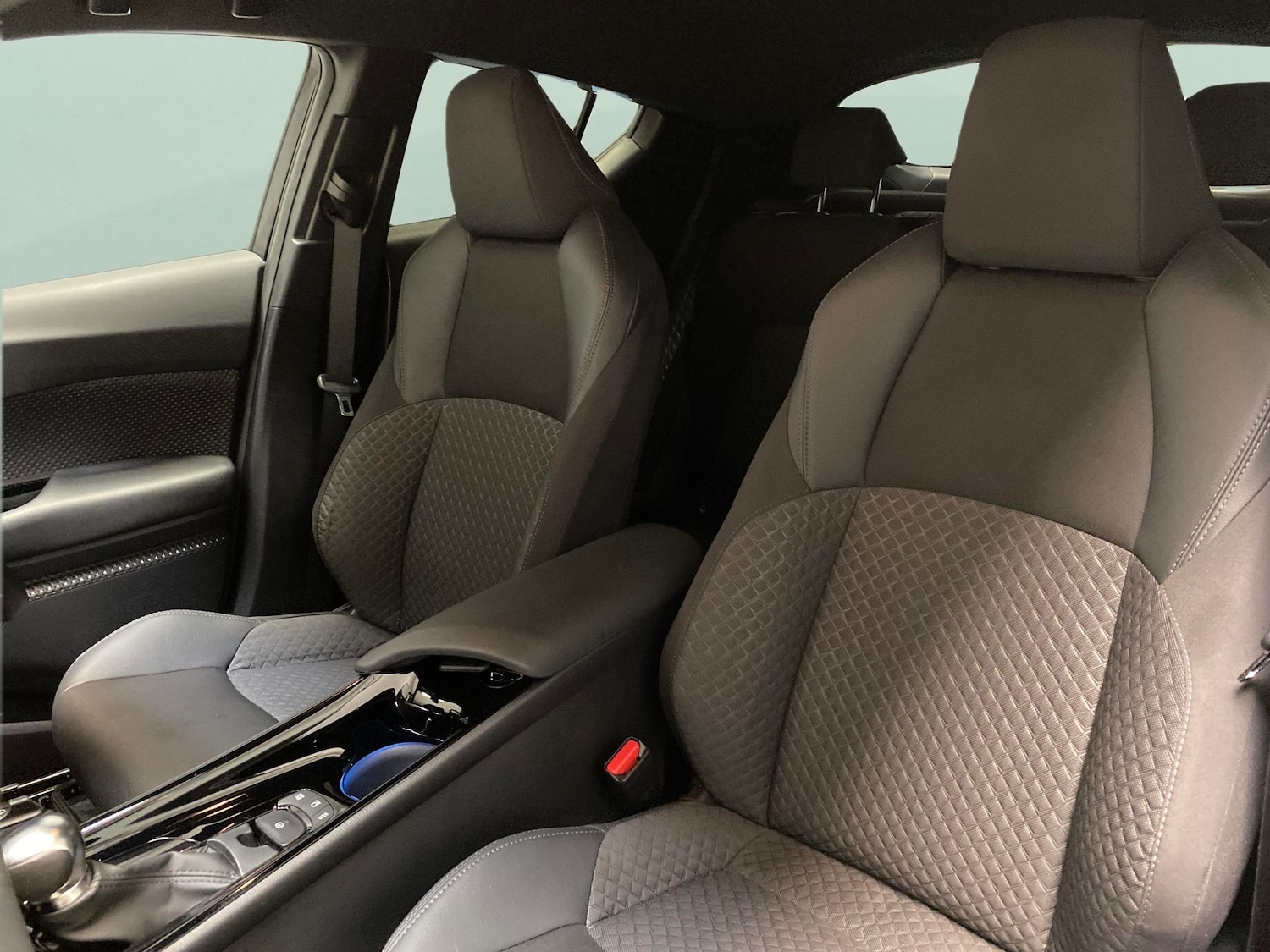 Used Toyota C-HR 2023 for sale - 77797246: Photo 15