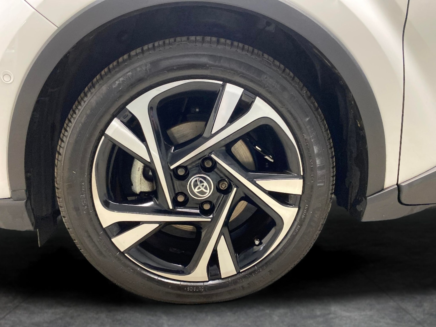 Used Toyota C-HR 2023 for sale - 77797246: Photo 23