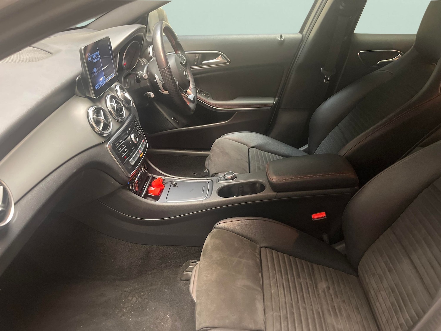 Used Mercedes-Benz GLA 2019 for sale - 77688773: Photo 4