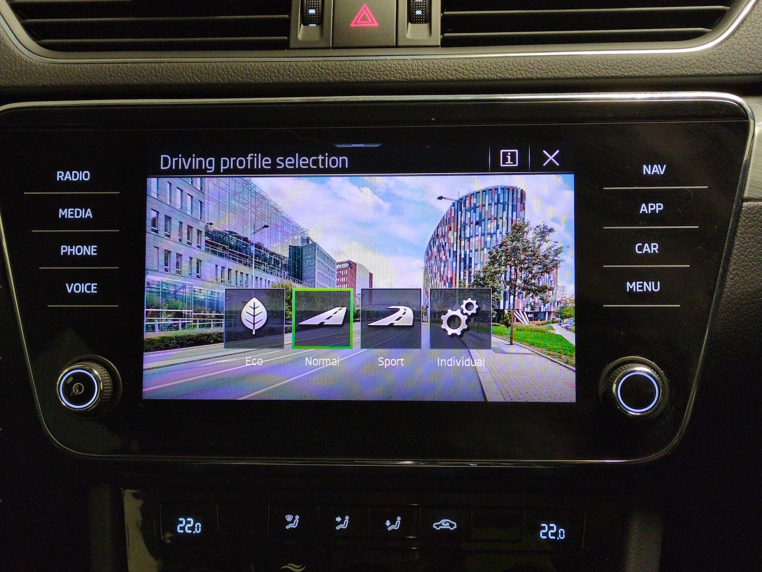 Used Skoda Superb 2023 for sale - 77631075: Photo 16