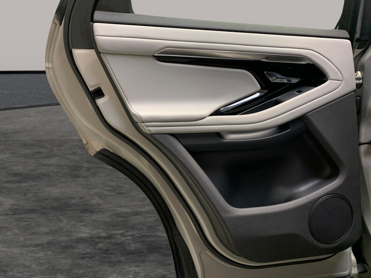 Used Land Rover Range Rover Evoque 2022 for sale - 77448077: Photo 26