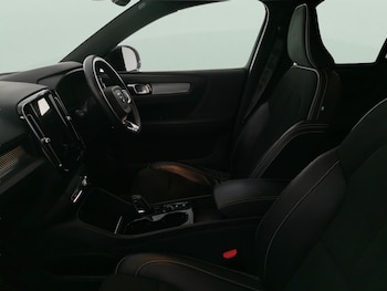 Used Volvo XC40 2021 for sale - 77634870: Photo