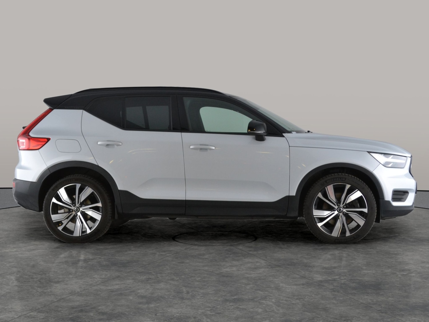 Used Volvo XC40 2021 for sale - 77272033: Photo 12