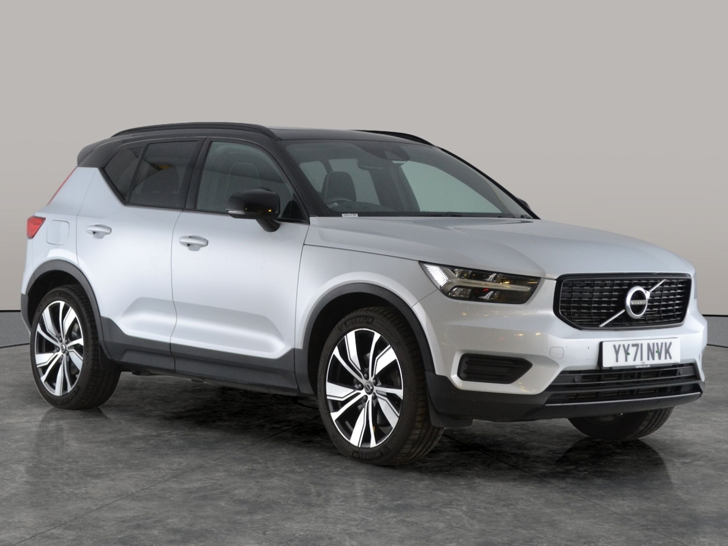 Used Volvo XC40 2021 for sale - 77272033: Photo 13
