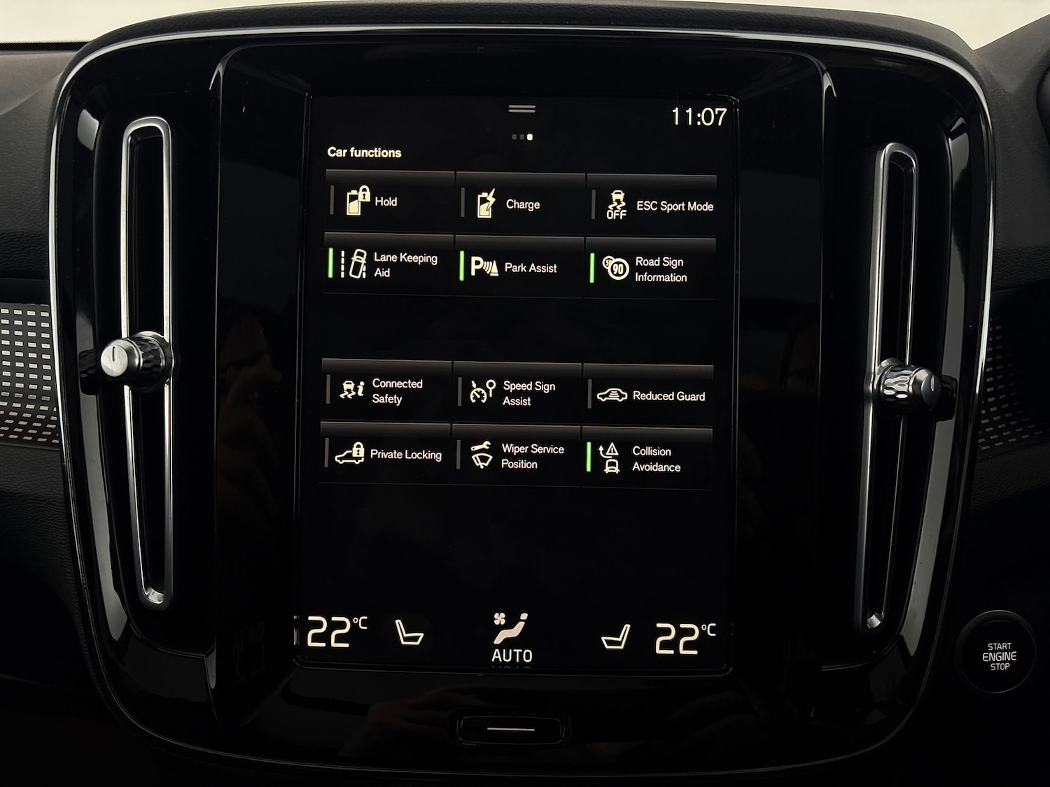 Used Volvo XC40 2021 for sale - 77272033: Photo 24