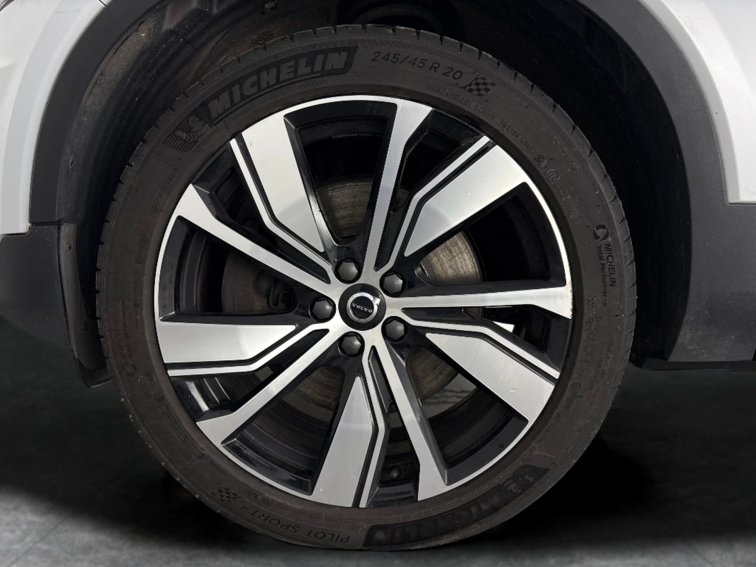 Used Volvo XC40 2021 for sale - 77272033: Photo 28