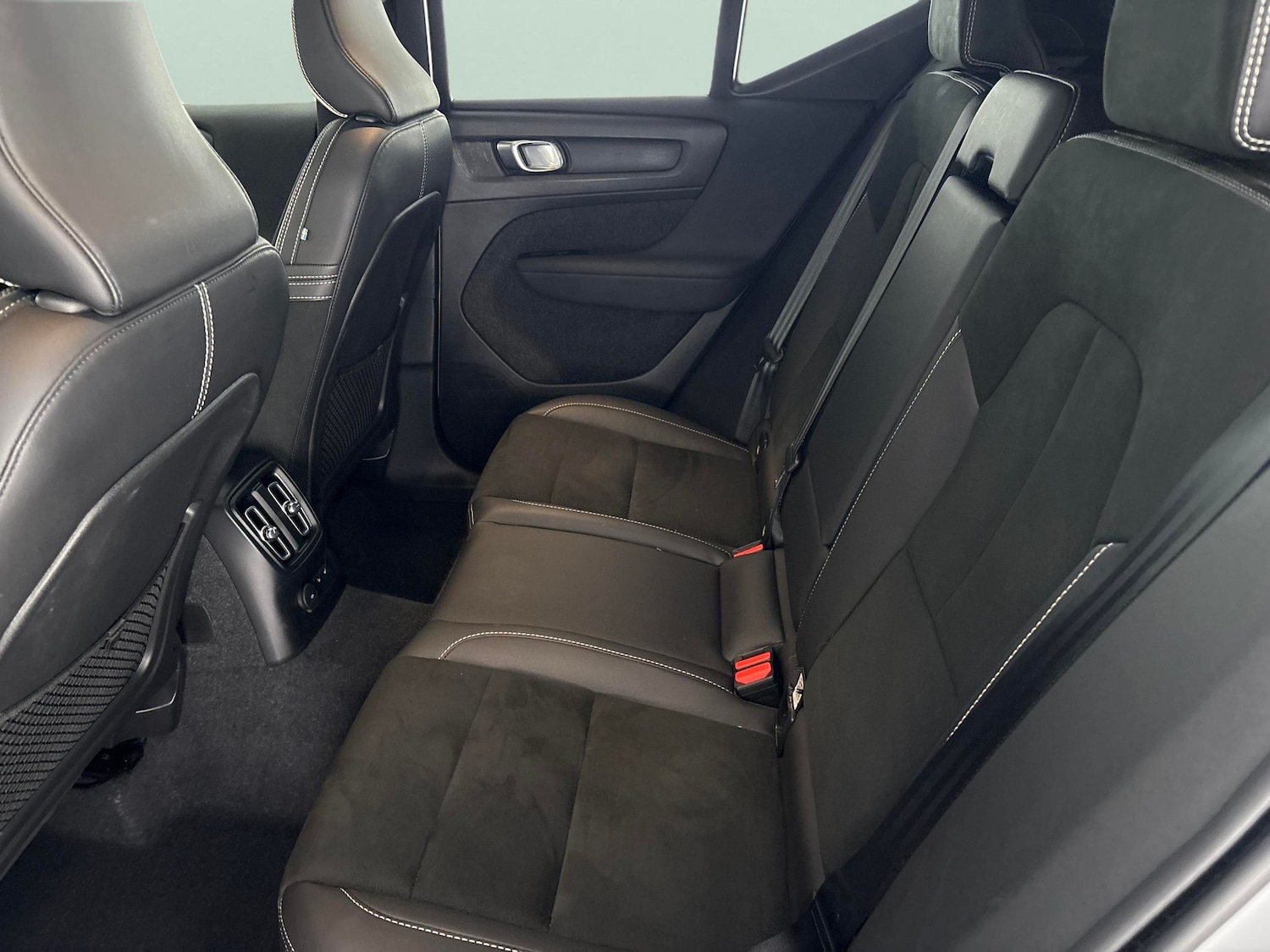 Used Volvo XC40 2021 for sale - 77272033: Photo 31