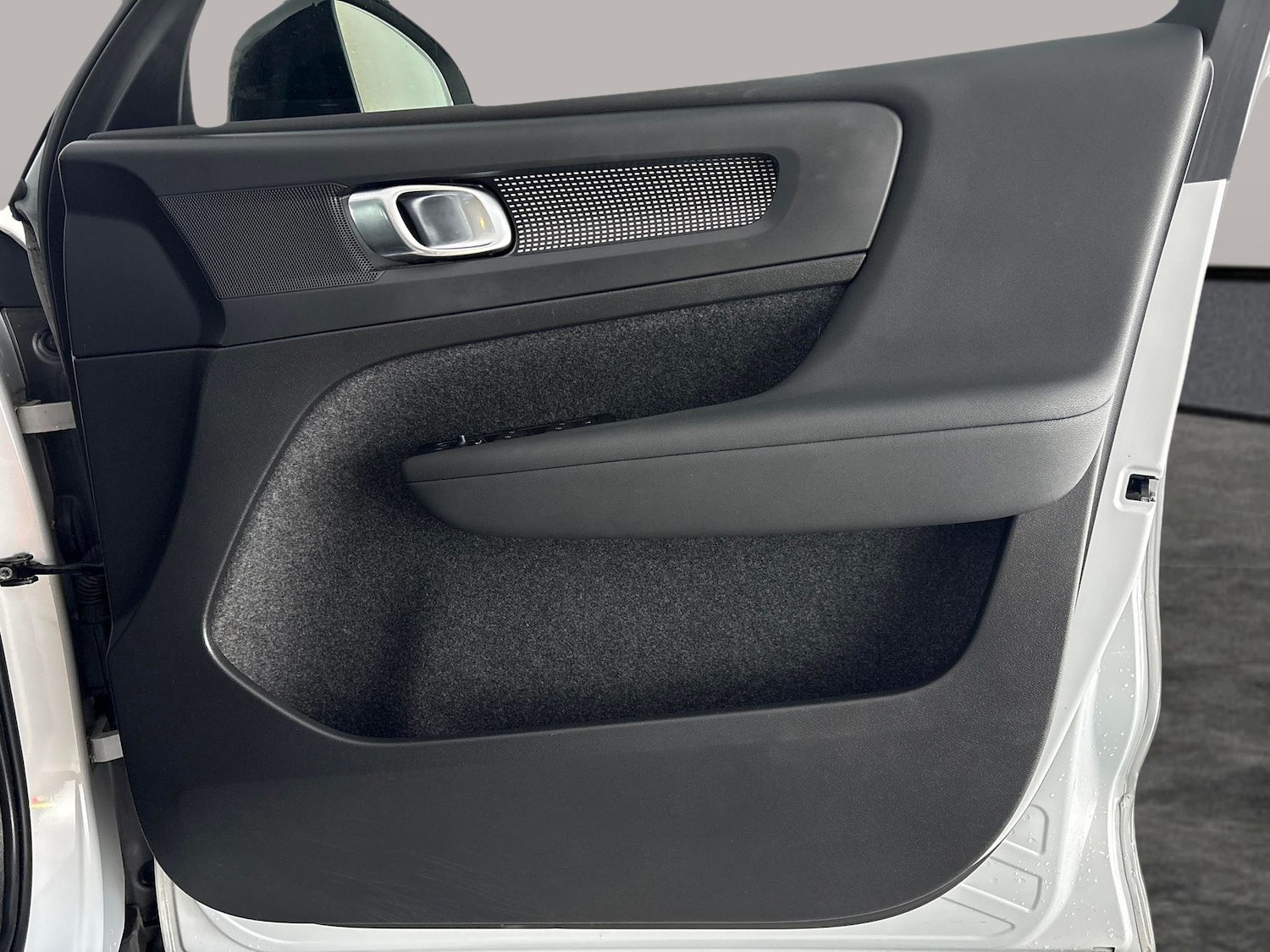 Used Volvo XC40 2021 for sale - 77272033: Photo 33