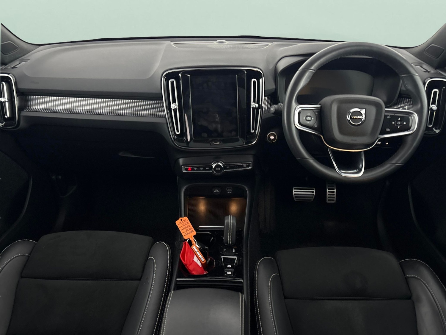 Used Volvo XC40 2021 for sale - 77272033: Photo 8