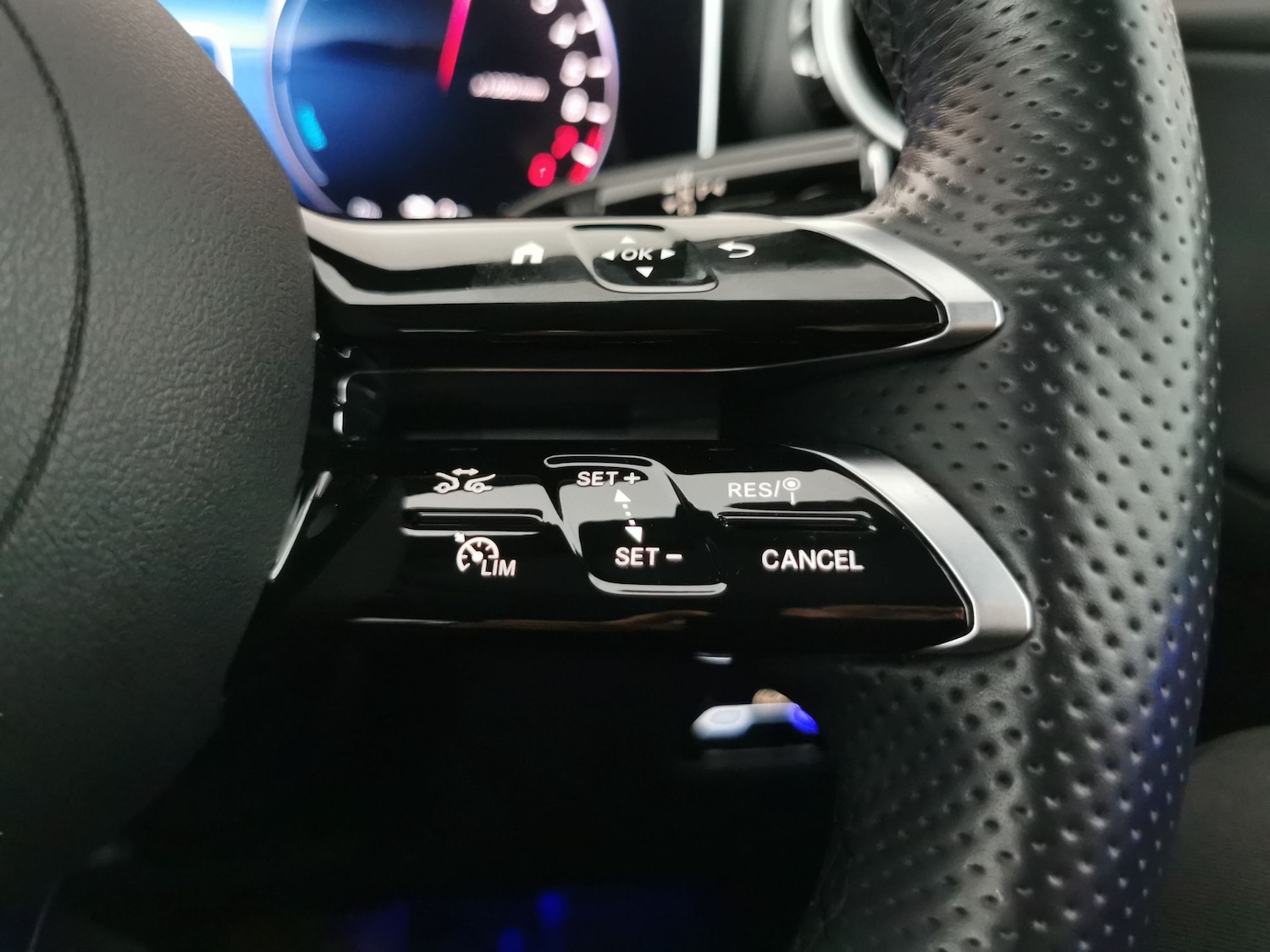 Used Mercedes-Benz GLC 2024 for sale - 77988674: Photo 22