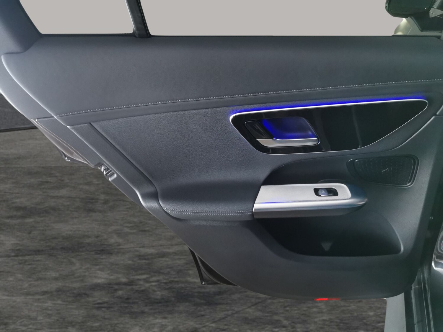 Used Mercedes-Benz GLC 2024 for sale - 77988674: Photo 31