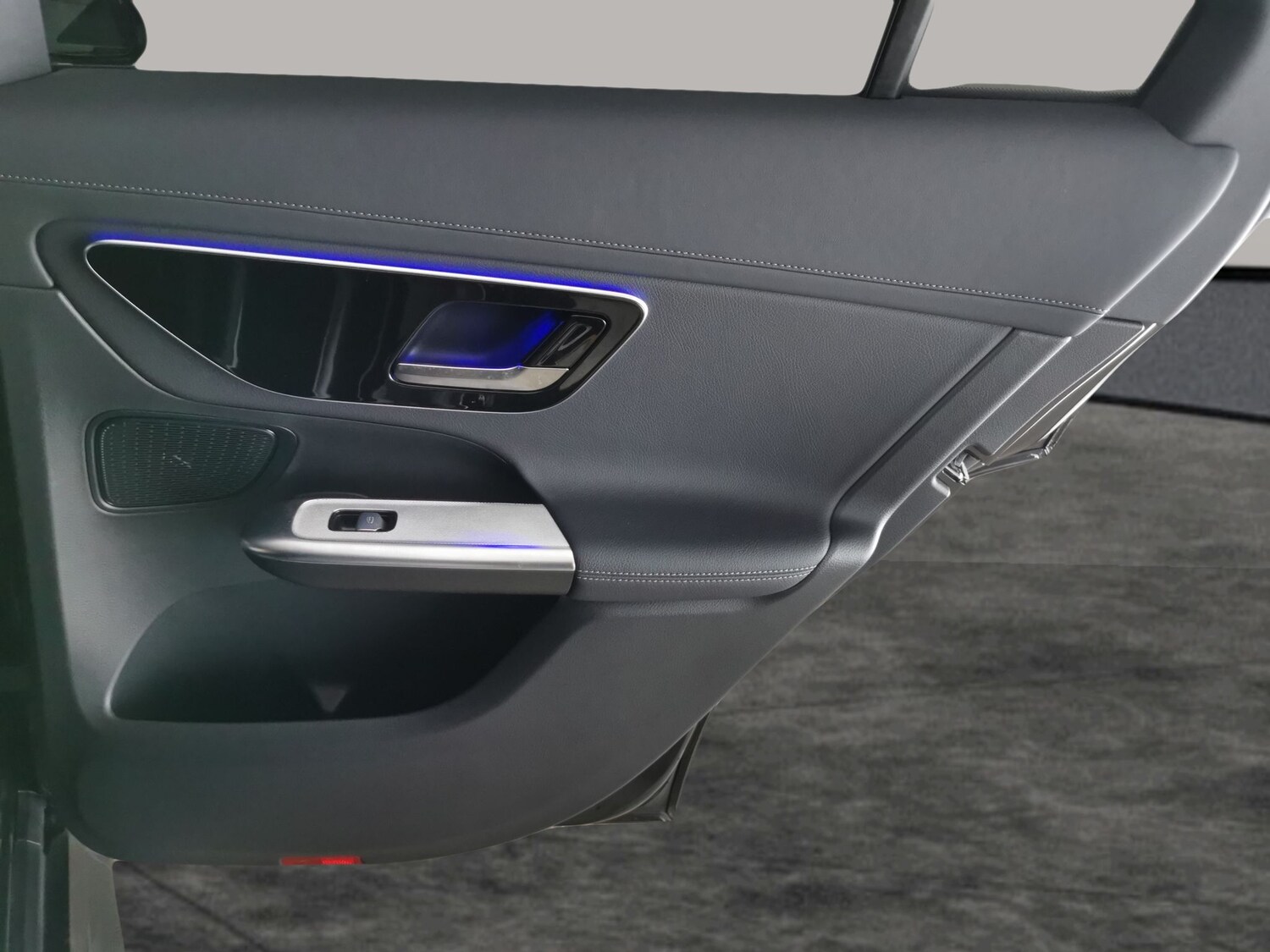 Used Mercedes-Benz GLC 2024 for sale - 77988674: Photo 32