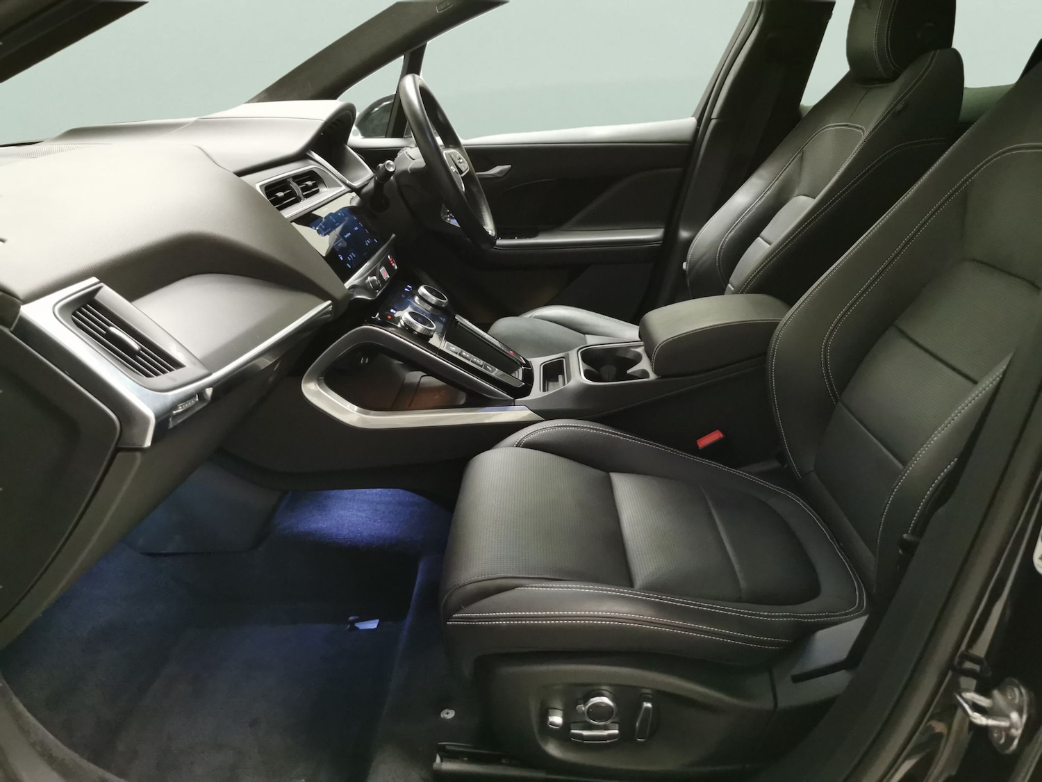 Used Jaguar I-Pace 2024 for sale - 77529926: Photo 4