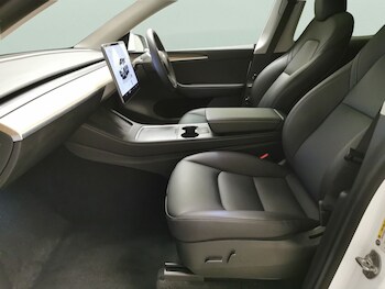 Used Tesla Model Y undefined for sale - 77810584: Photo