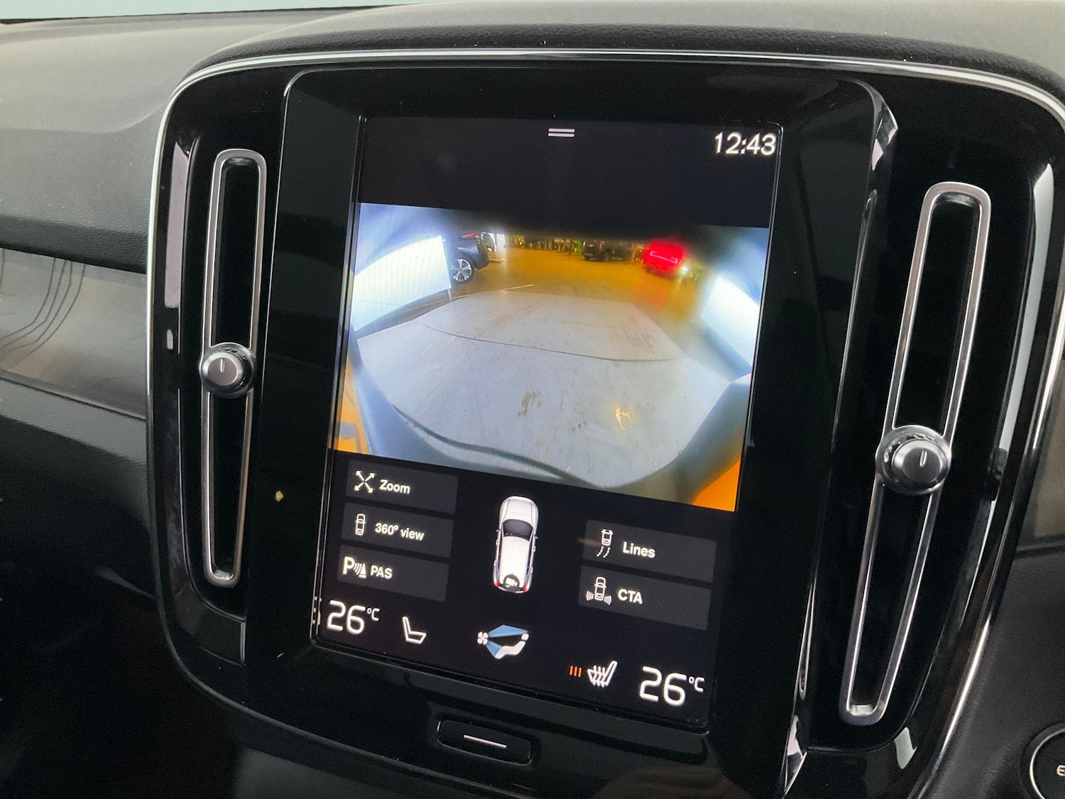 Used Volvo XC40 2022 for sale - 76545021: Photo 8