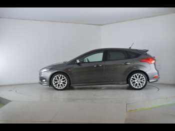 2023 - 64kWh Trophy Long Range Hatchback 5dr Electric Auto (203 ps) - HEATED SEATS