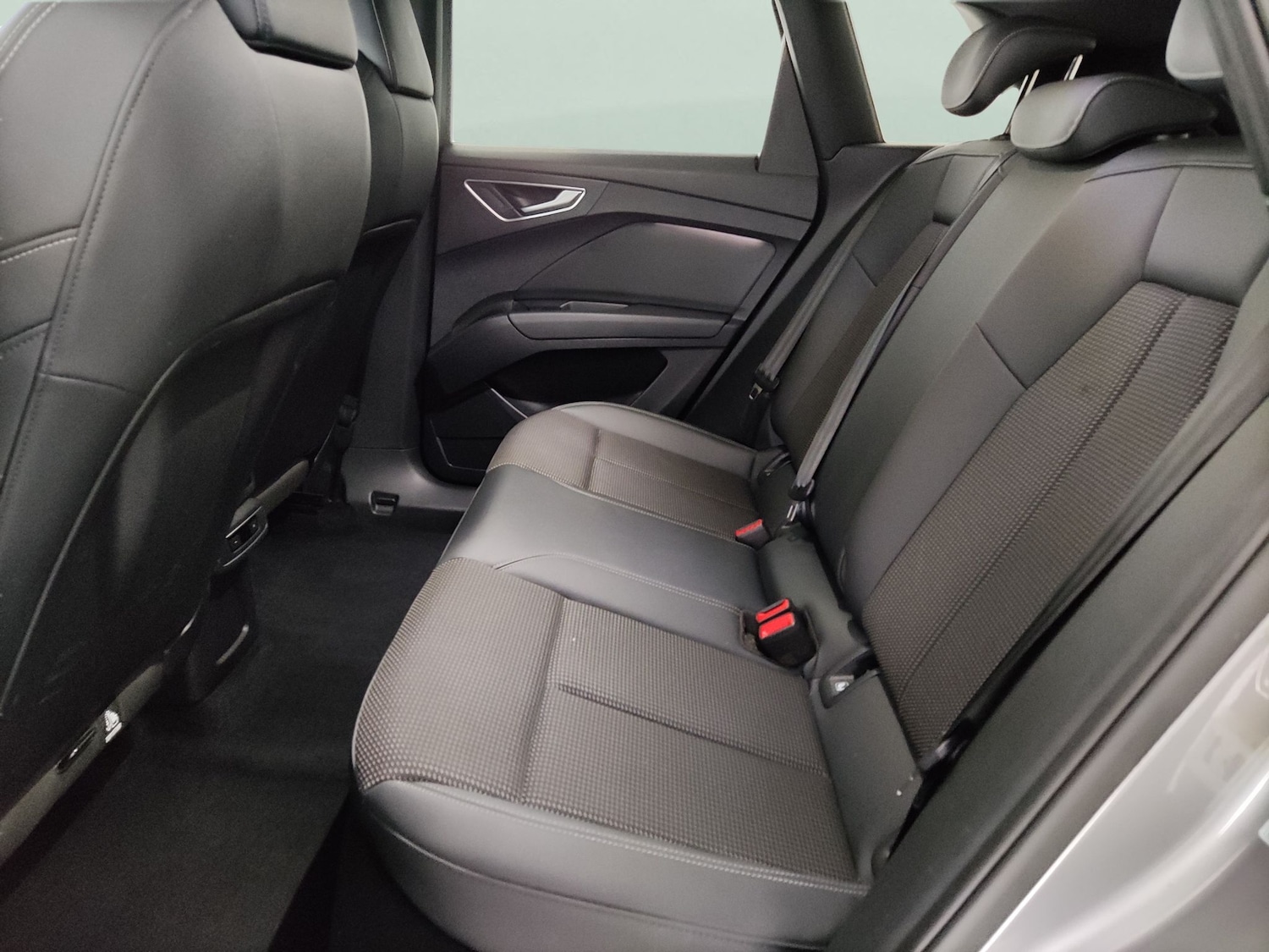 Used Audi Q4 e-tron 2023 for sale - 78000996: Photo 24