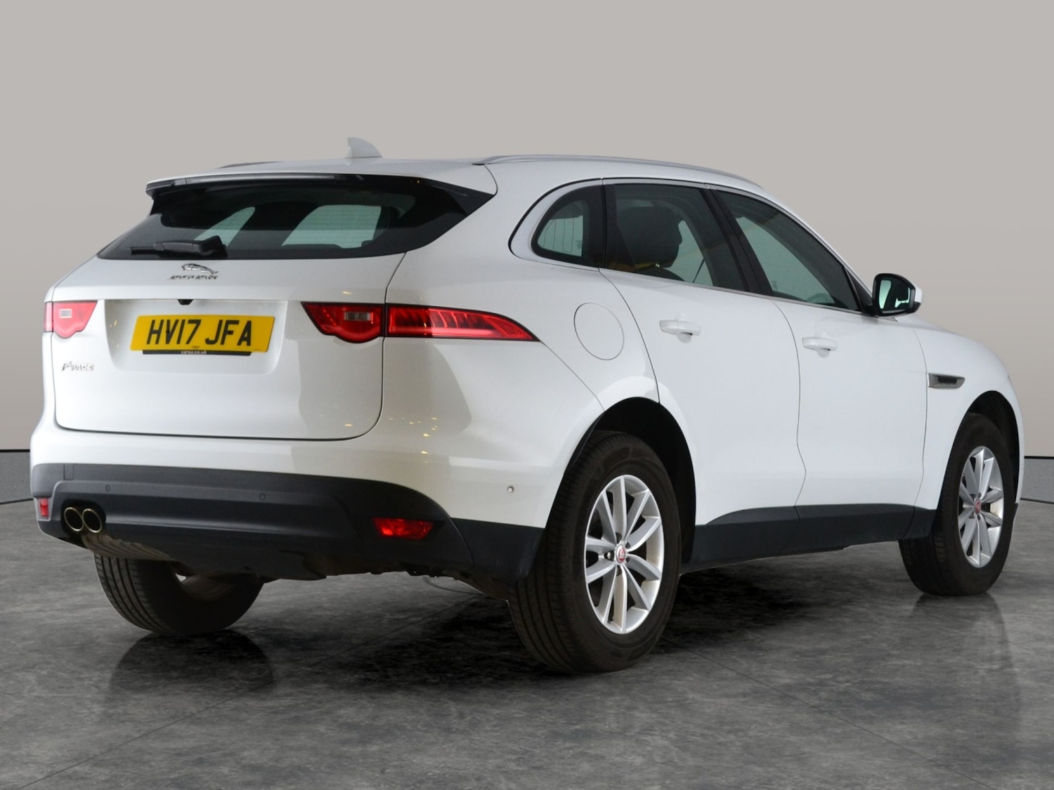 Used Jaguar F-Pace 2017 for sale - 77248441: Photo 11