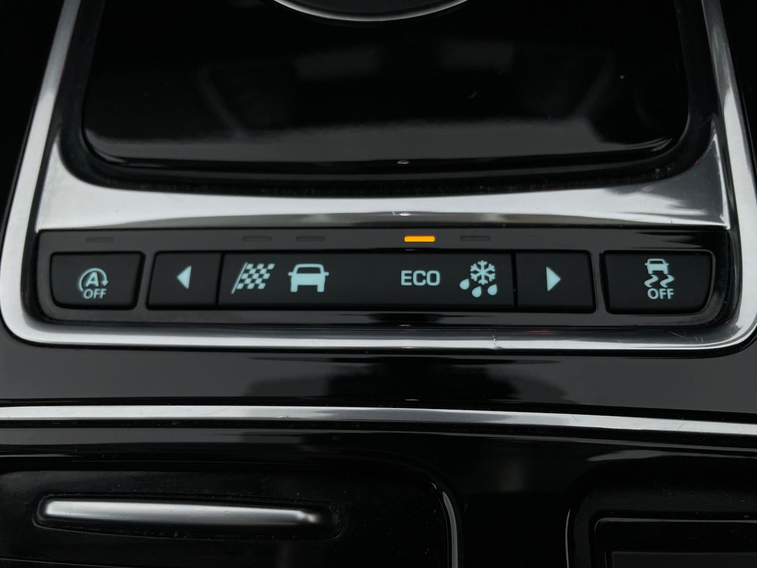 Used Jaguar F-Pace 2017 for sale - 77248441: Photo 18