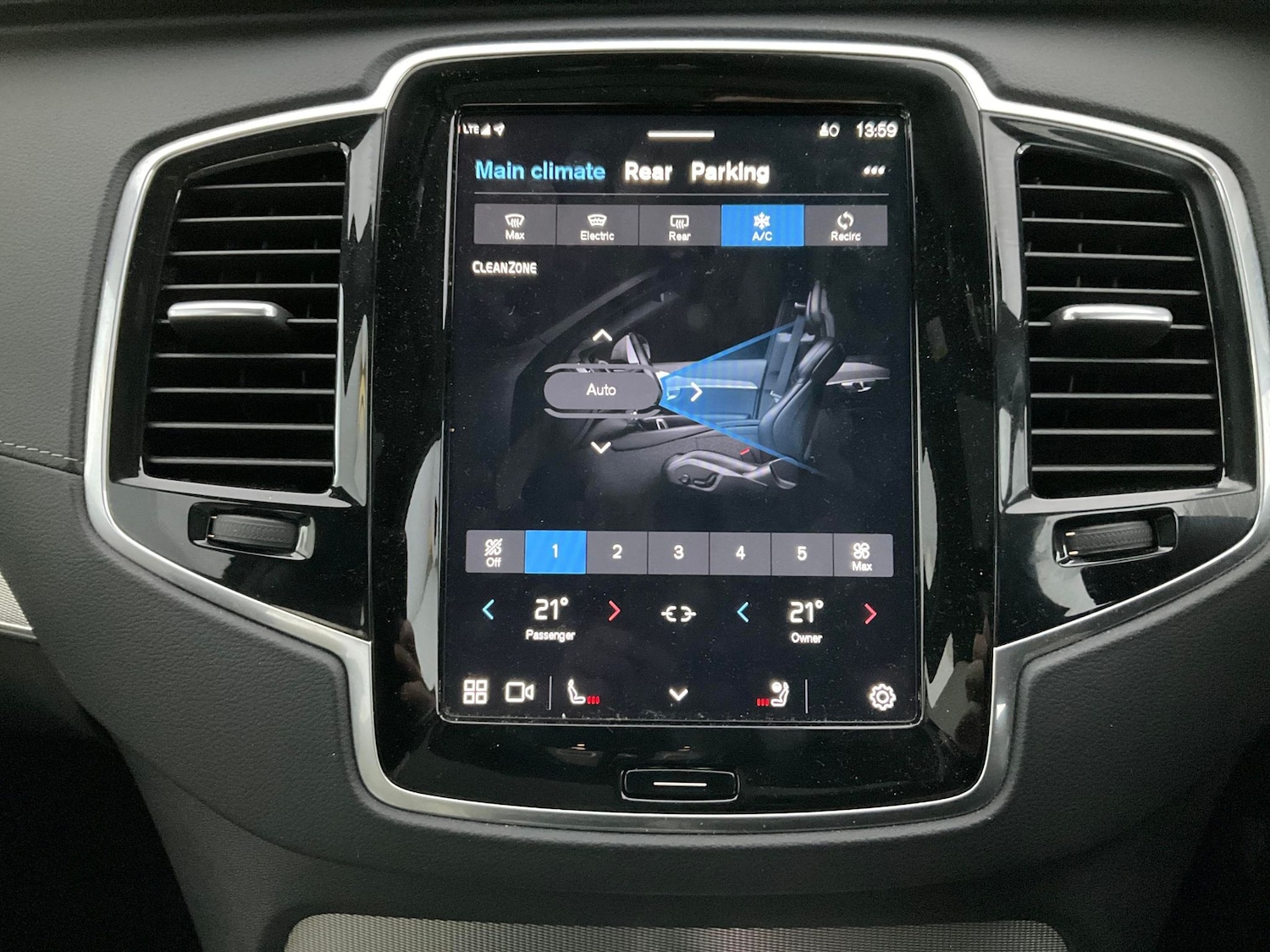 Used Volvo XC90 2022 for sale - 76467518: Photo 26