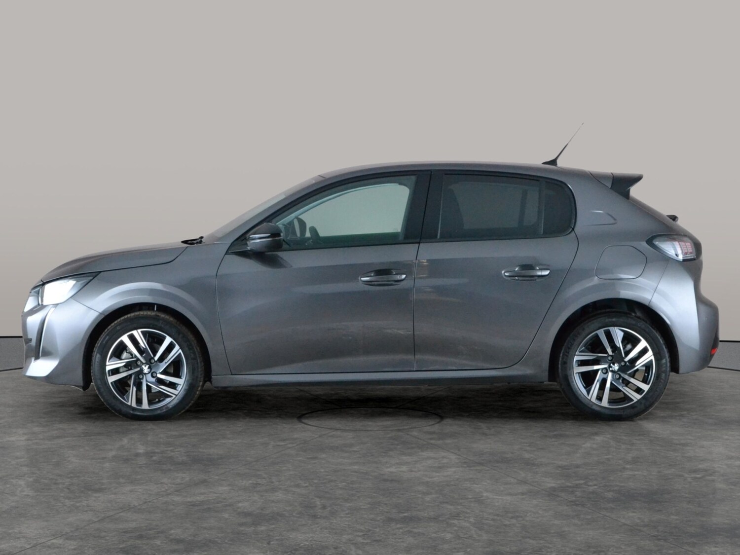 Used Peugeot 208 2023 for sale - 78025468: Photo 13