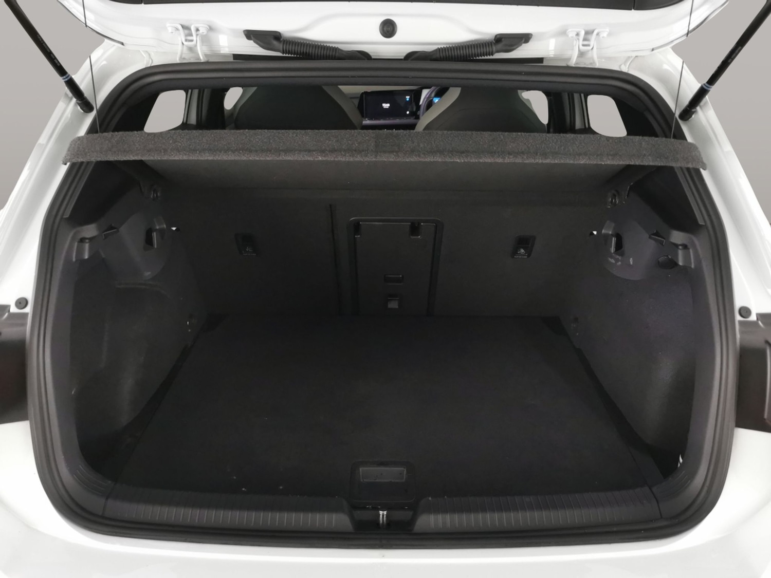 Used Volkswagen Golf 2023 for sale - 77296496: Photo 35