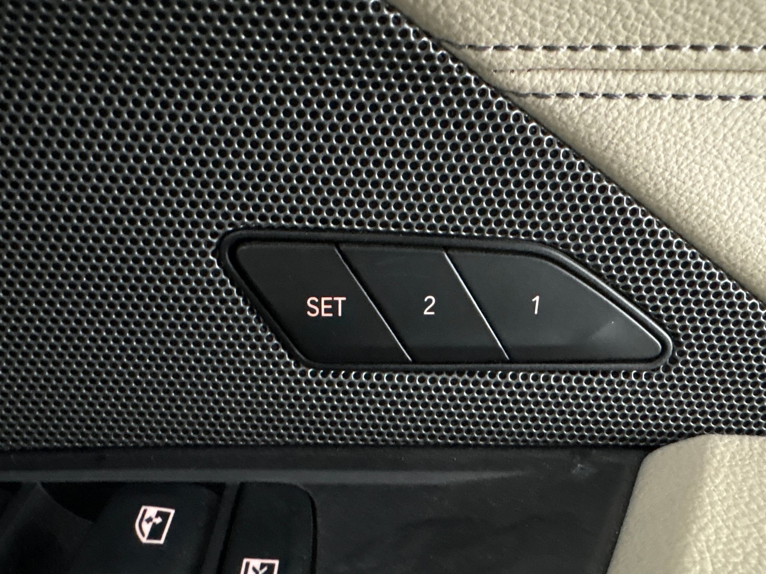 Used BMW i4 2022 for sale - 78025451: Photo 32