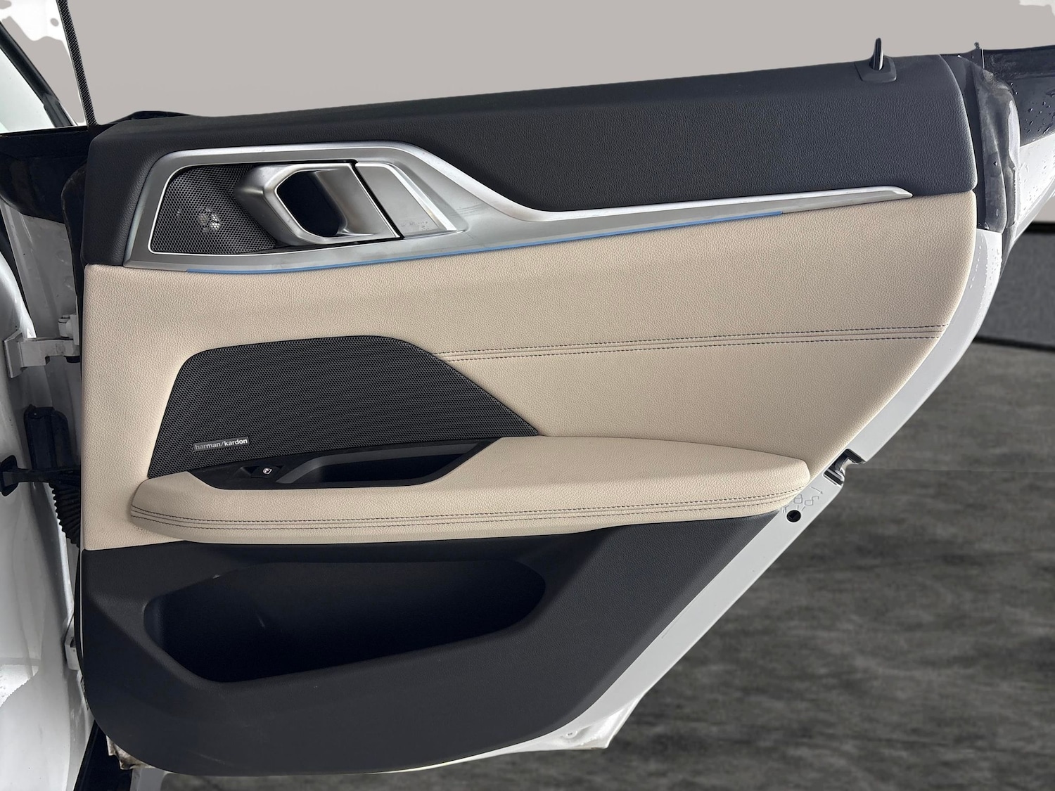 Used BMW i4 2022 for sale - 78025451: Photo 40