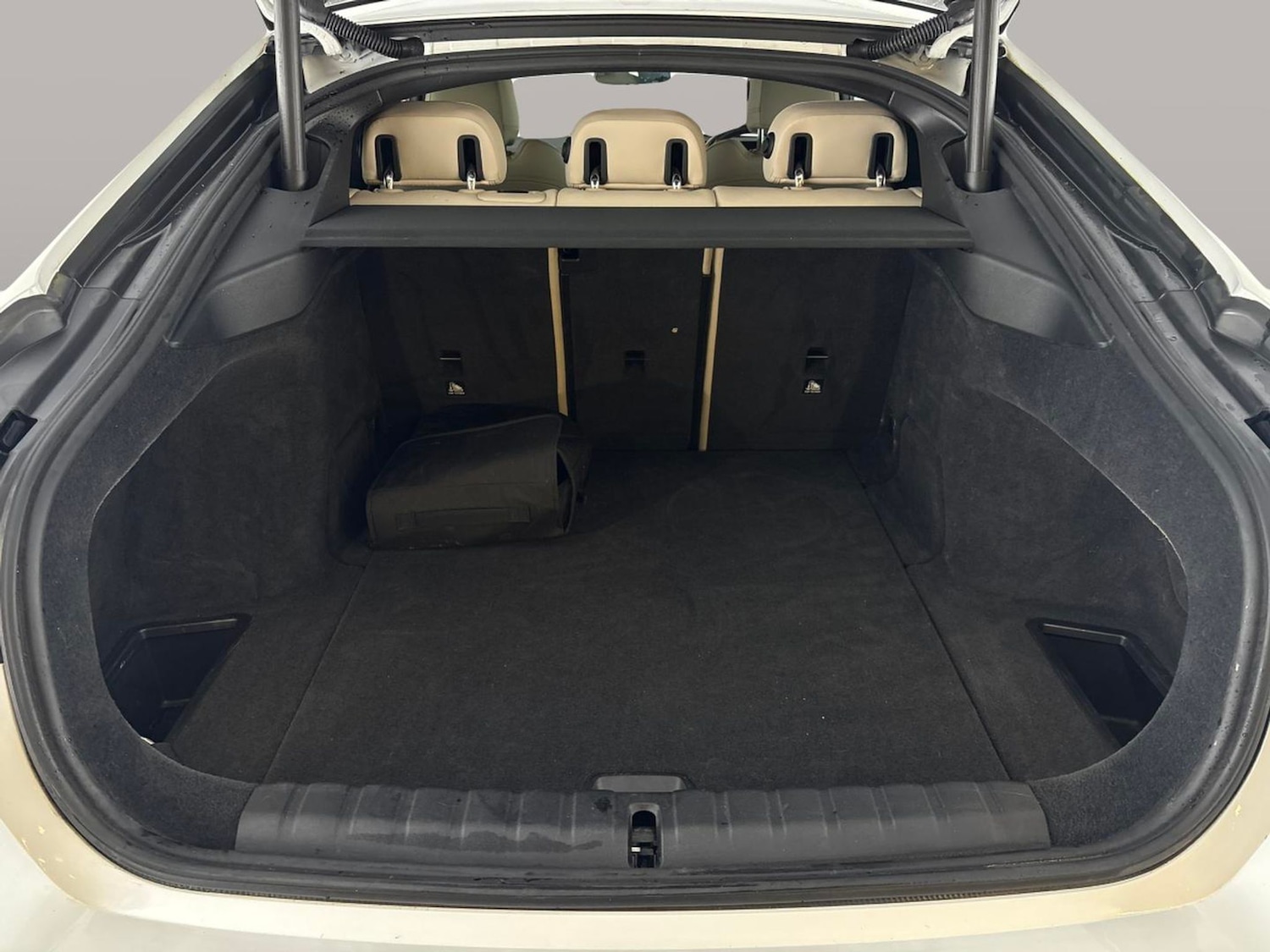 Used BMW i4 2022 for sale - 78025451: Photo 44