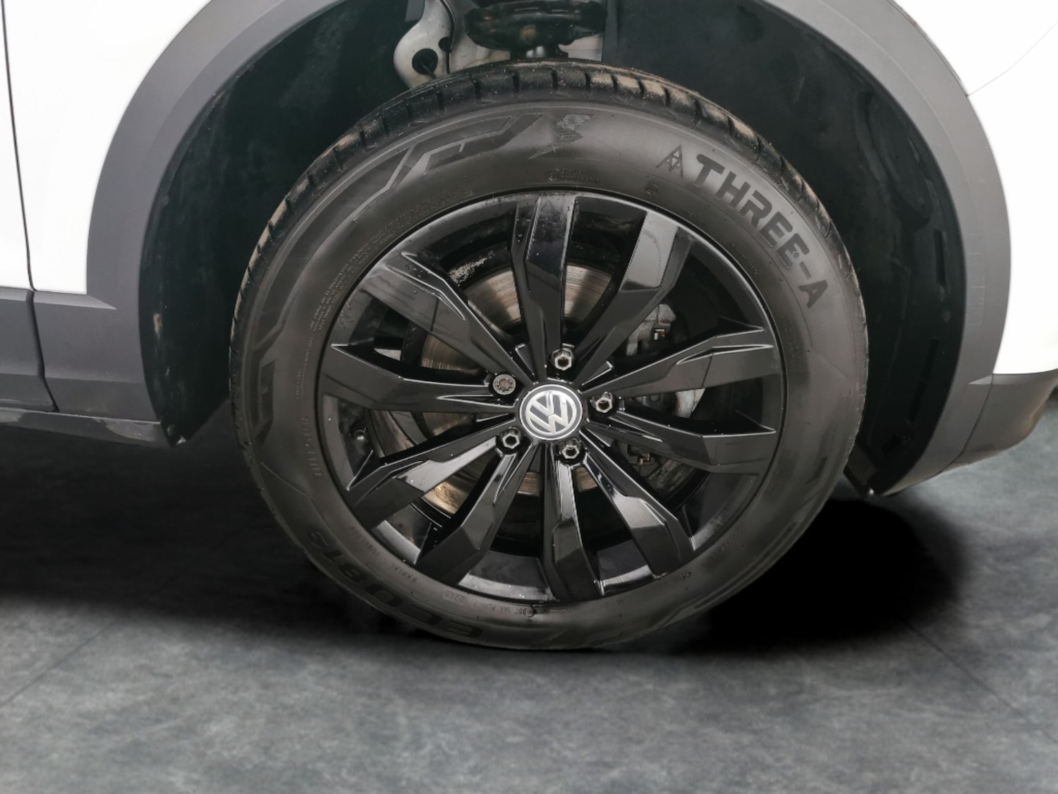 Used Volkswagen T-Roc 2019 for sale - 77234303: Photo 25