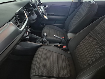 Used Kia Stonic 2022 for sale - 79171971: Photo