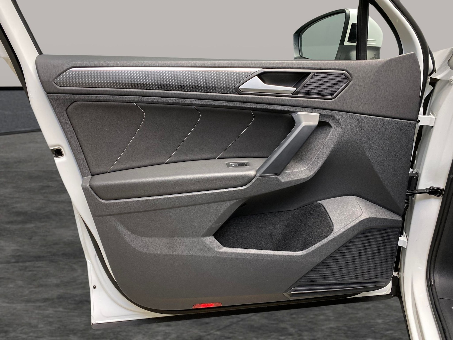 Used Volkswagen Tiguan 2023 for sale - 78055512: Photo 25