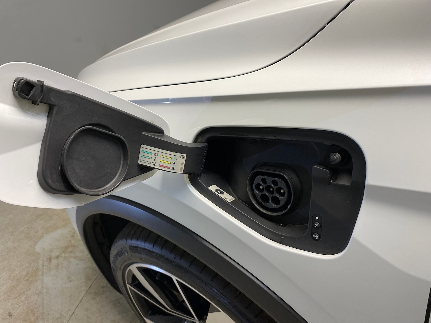 Used Volkswagen Tiguan 2023 for sale - 78055512: Photo 29