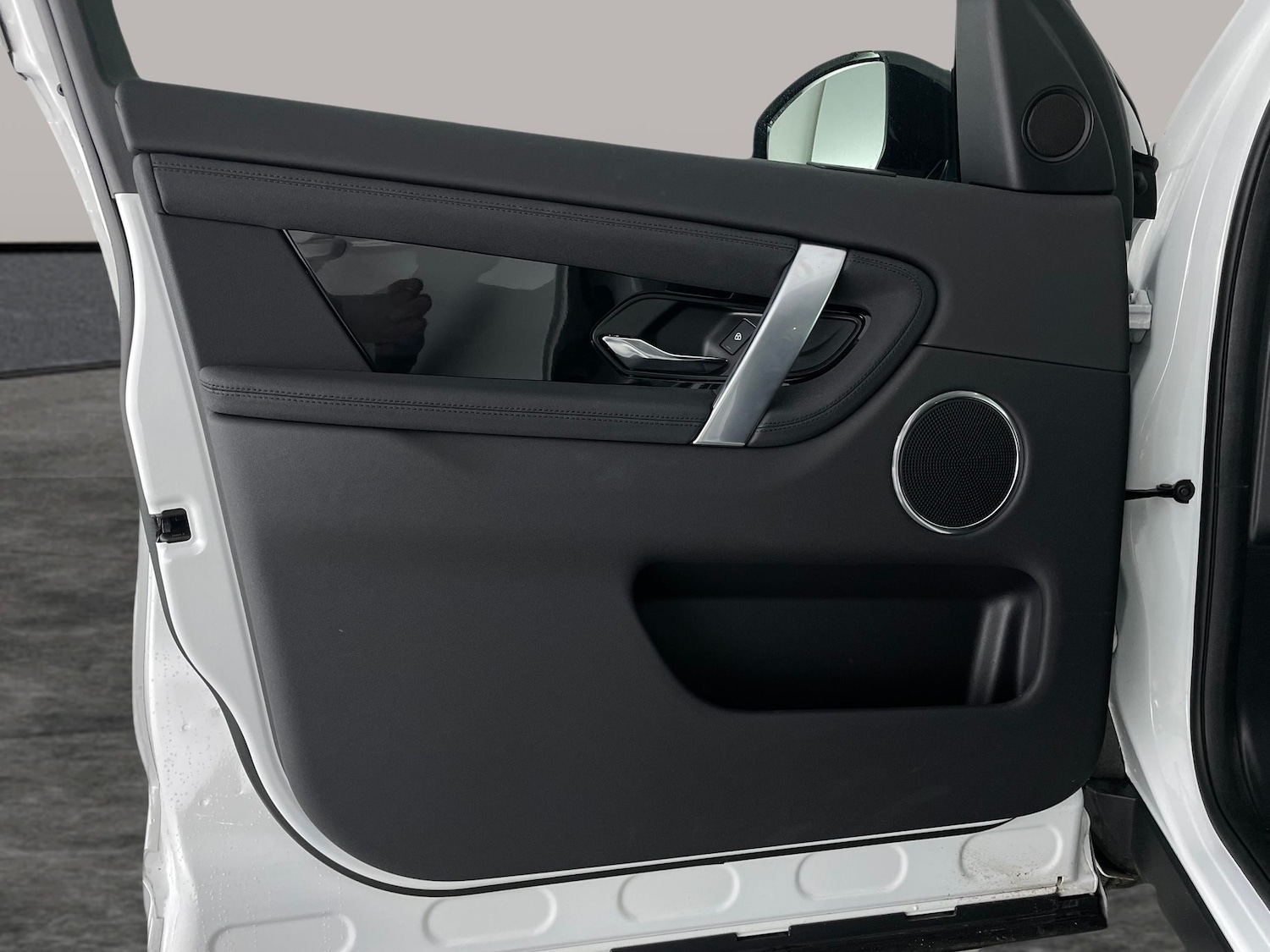 Used Land Rover Discovery Sport 2024 for sale - 77259429: Photo 35