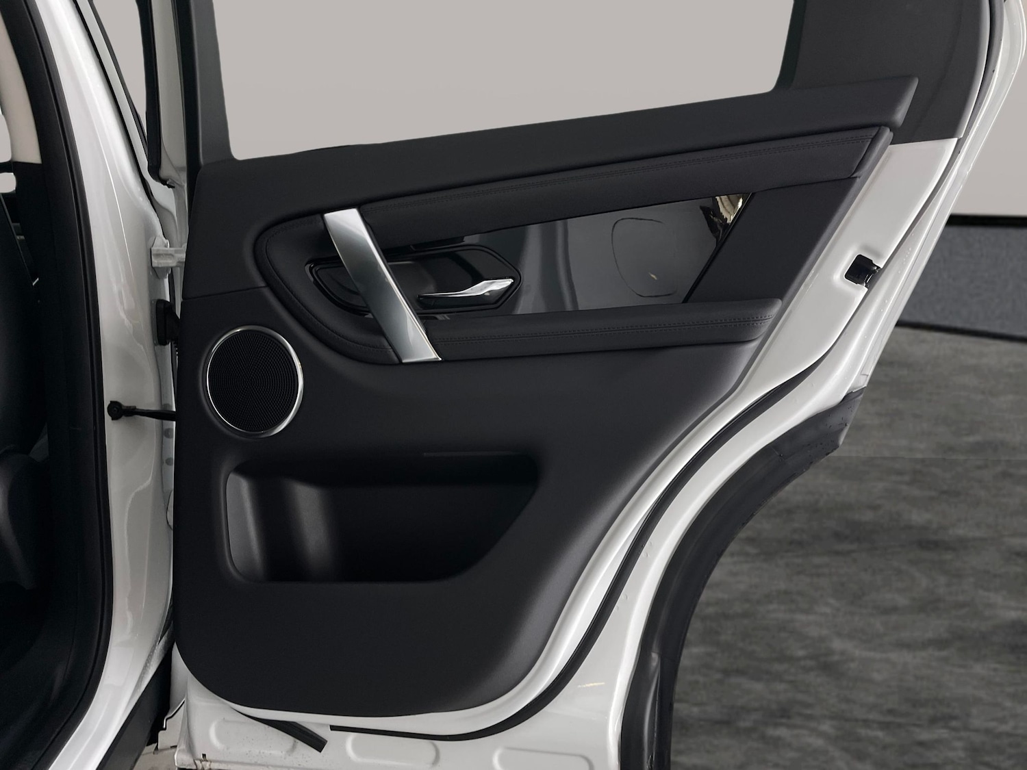 Used Land Rover Discovery Sport 2024 for sale - 77259429: Photo 37