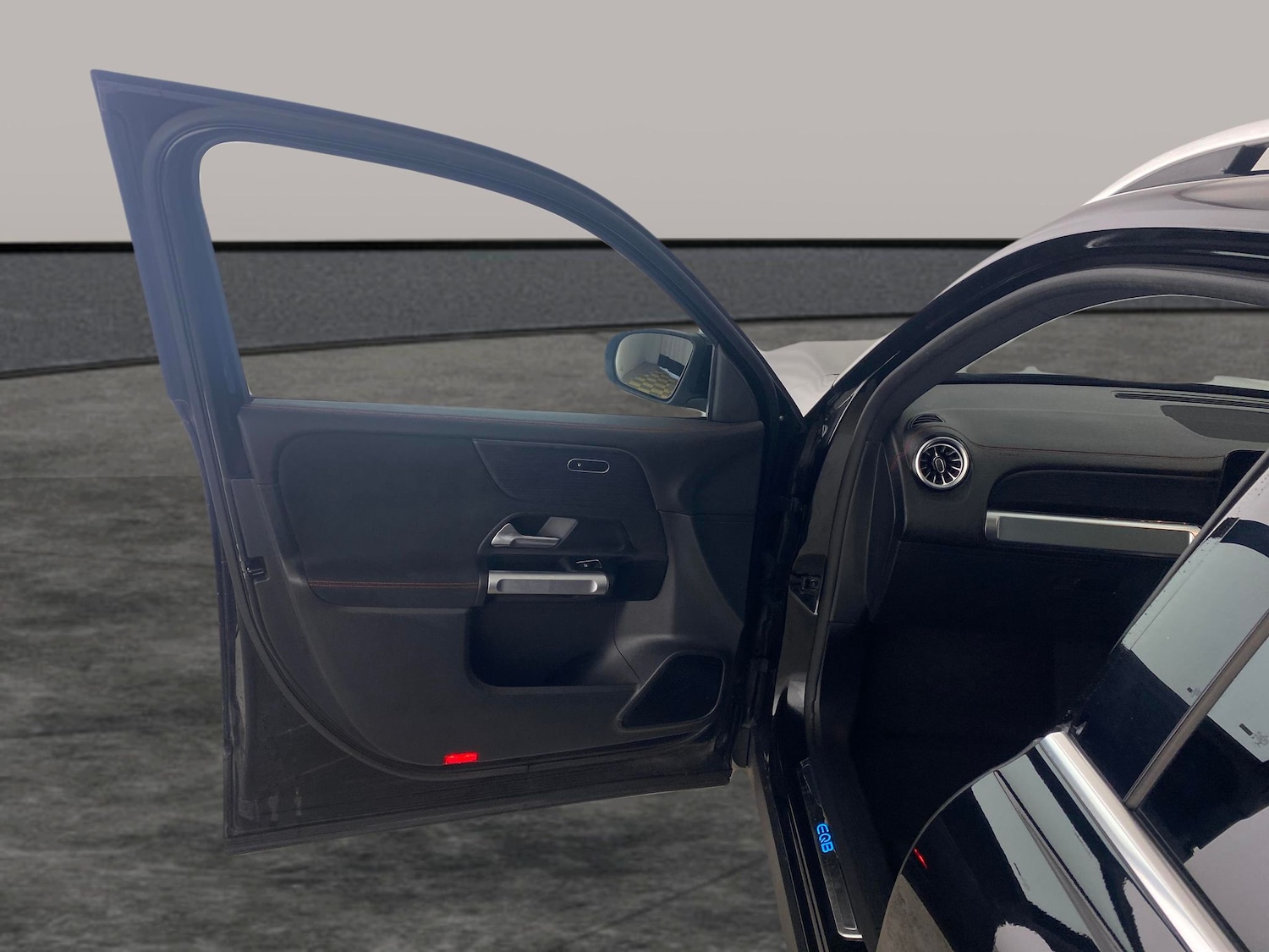 Used Mercedes-Benz EQB 2022 for sale - 77483118: Photo 25