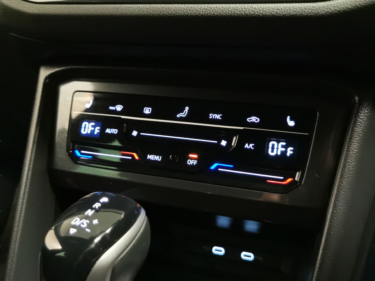 Used Volkswagen Tiguan 2023 for sale - 77711105: Photo 17