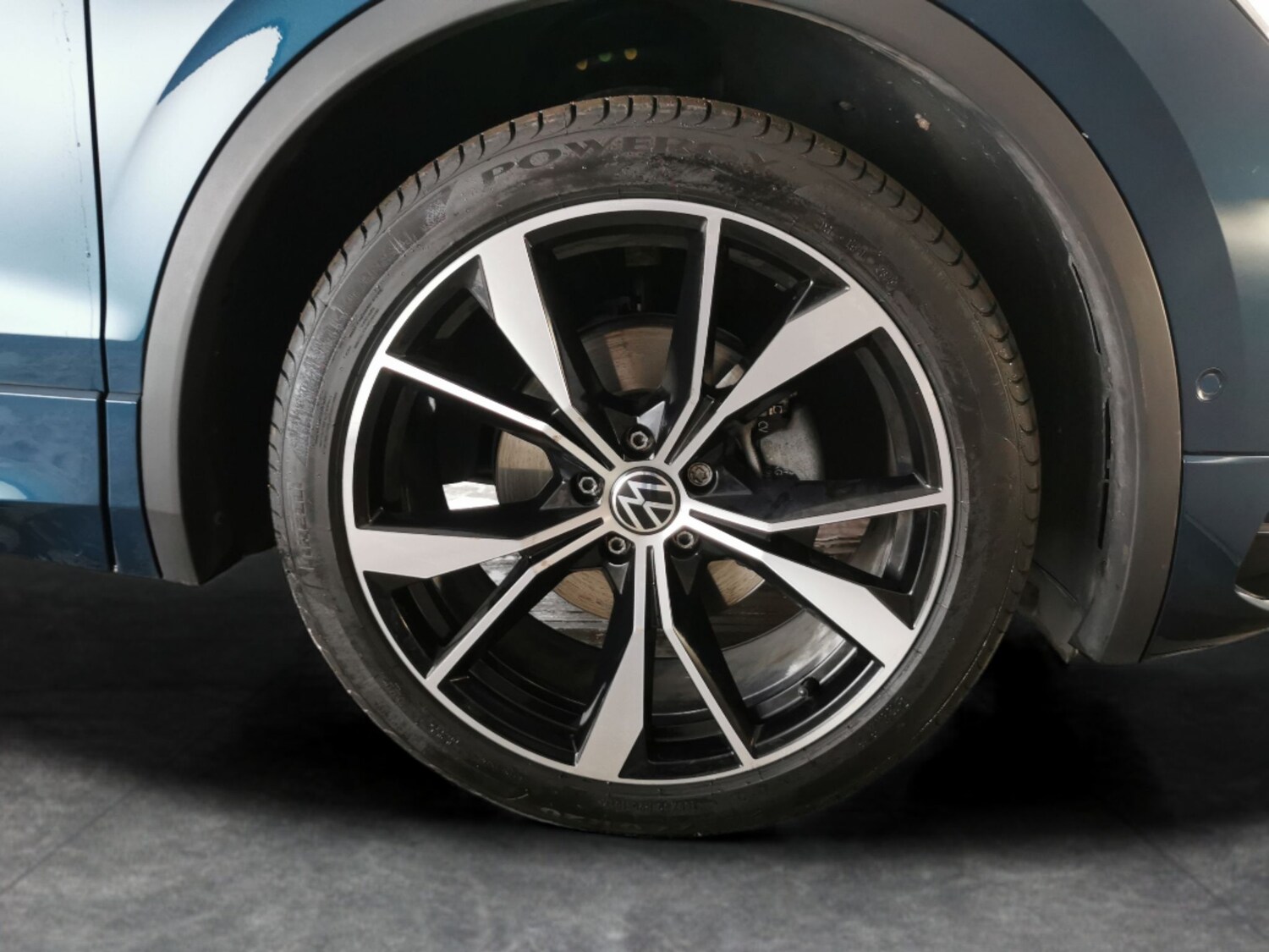 Used Volkswagen Tiguan 2023 for sale - 77711105: Photo 23