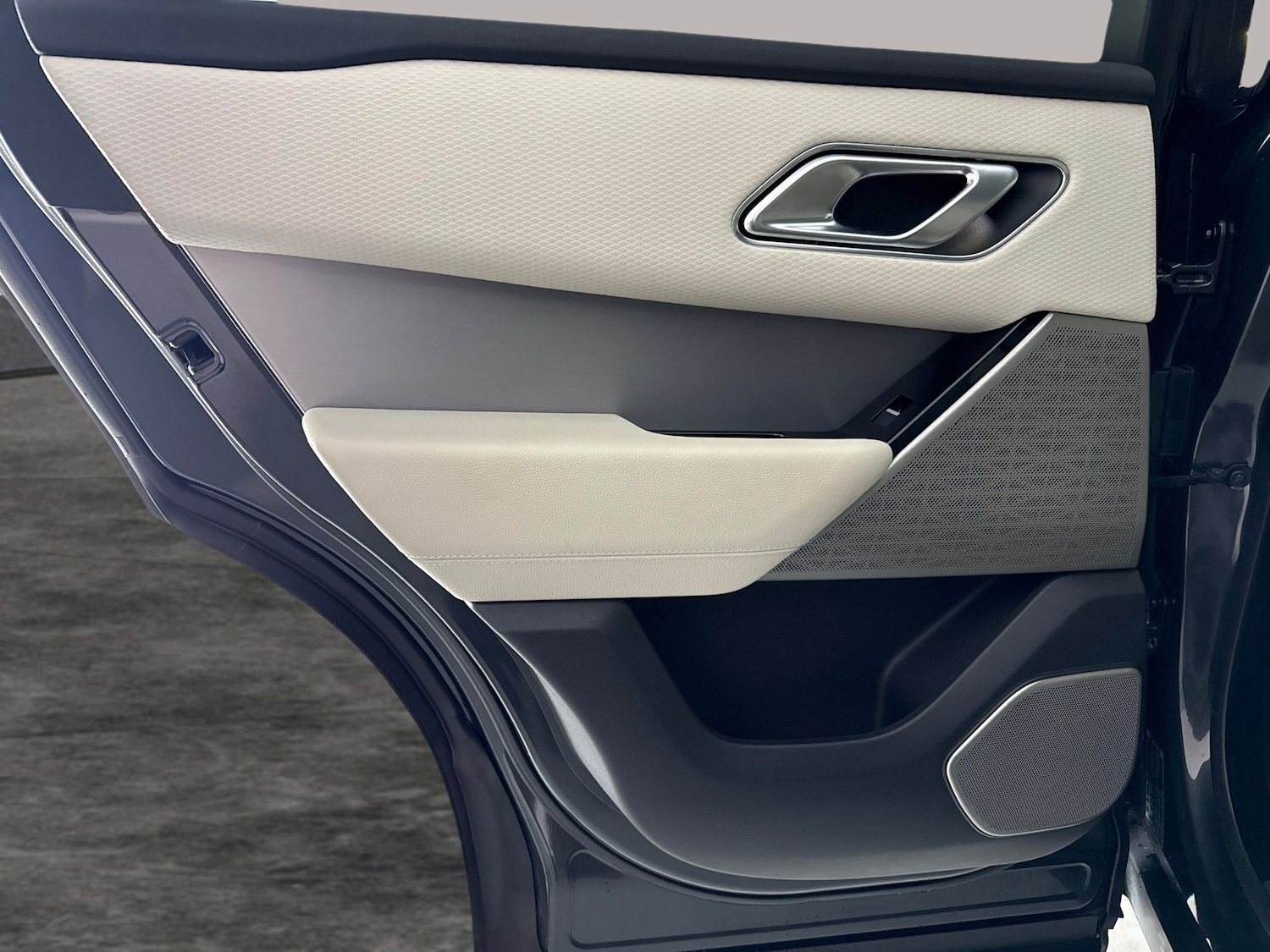 Used Land Rover Range Rover Velar 2020 for sale - 77833701: Photo 31