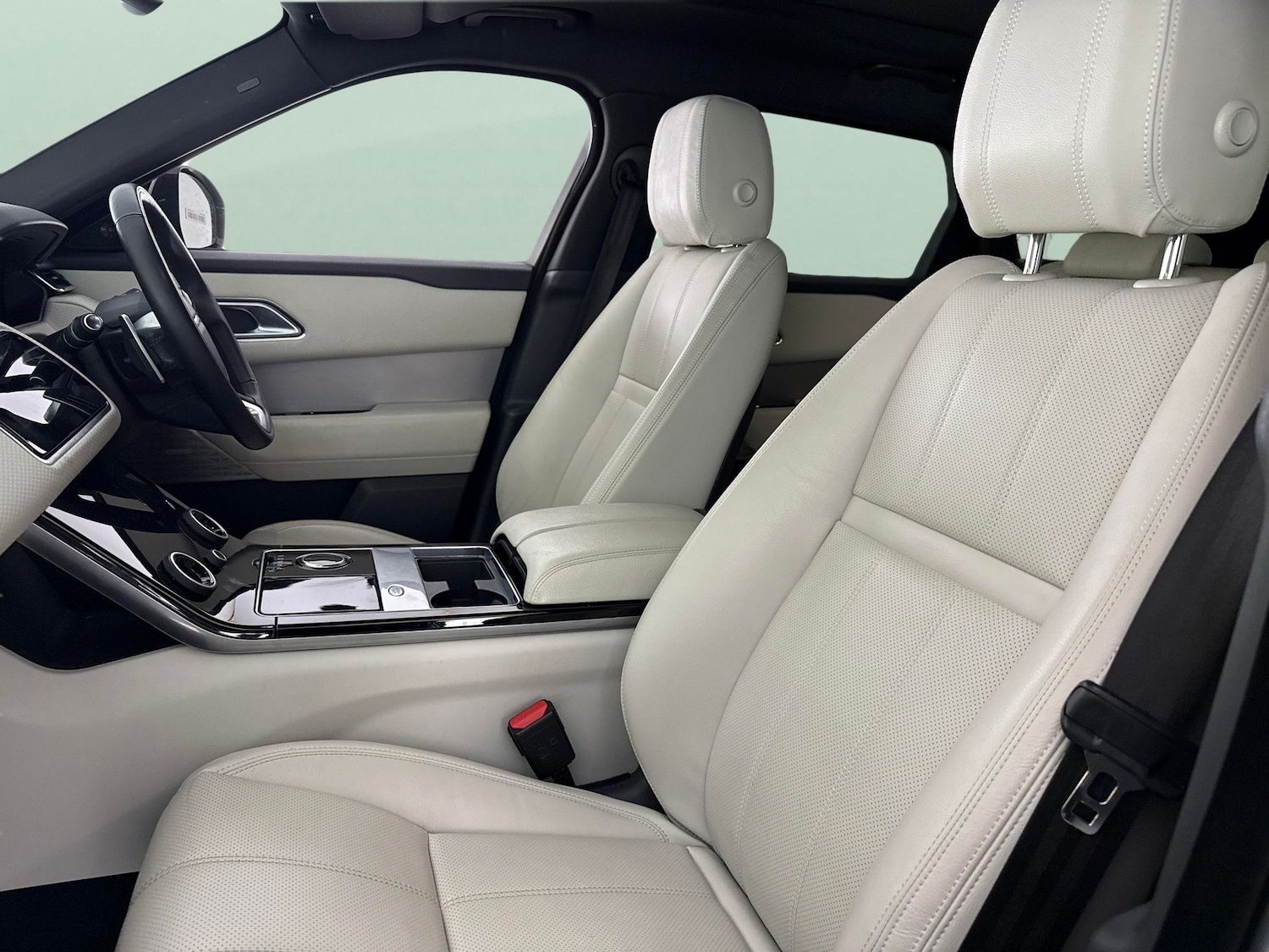 Used Land Rover Range Rover Velar 2020 for sale - 77833701: Photo 4