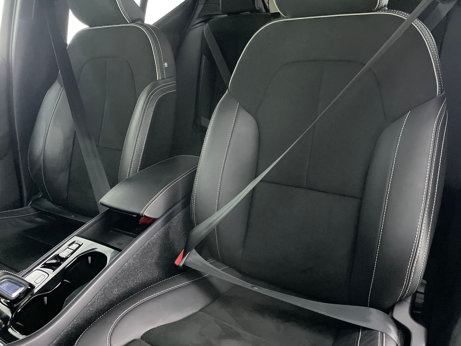 Used Volvo XC40 2021 for sale - 76609868: Photo 14