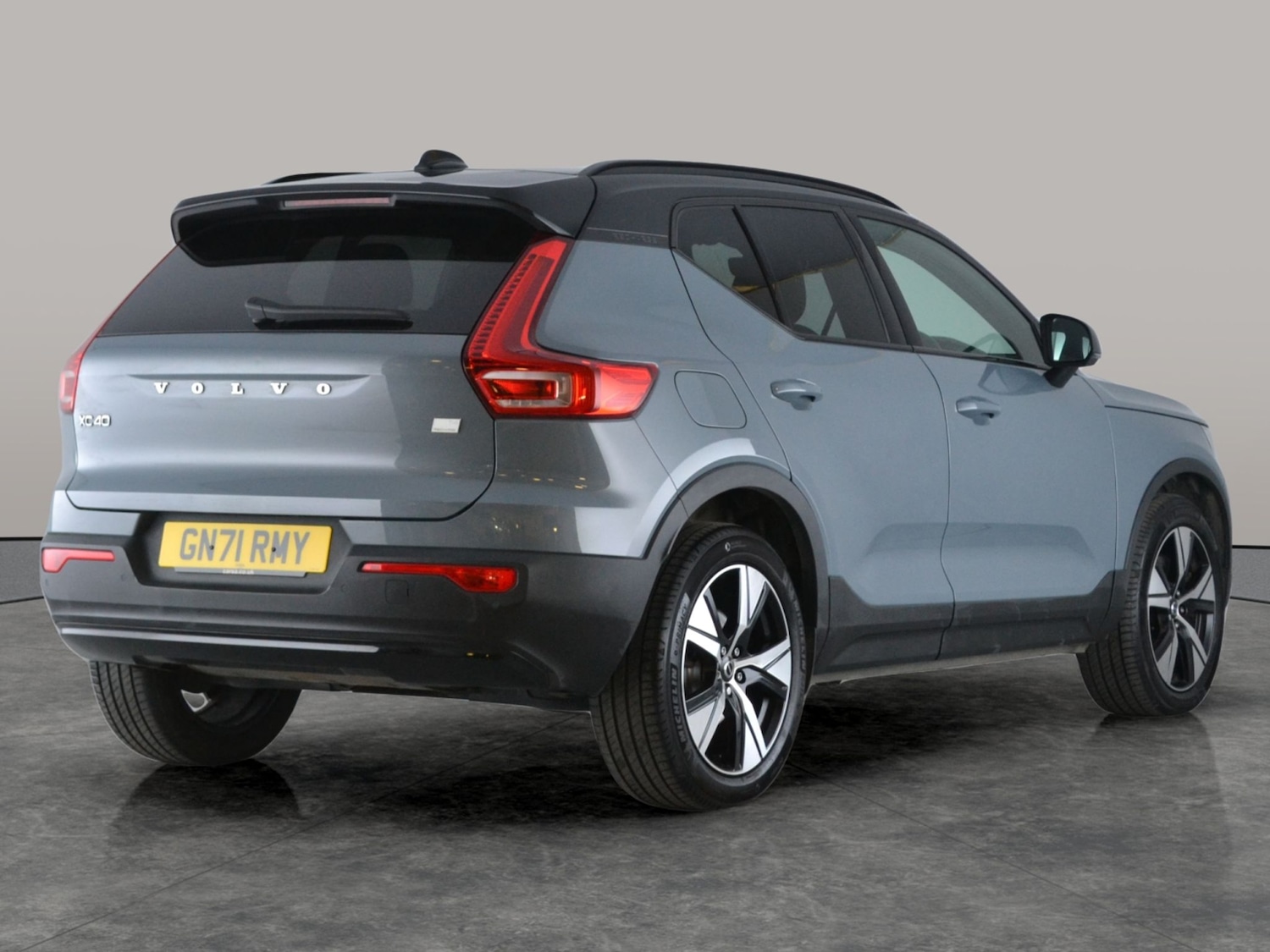Used Volvo XC40 2021 for sale - 76609868: Photo 9
