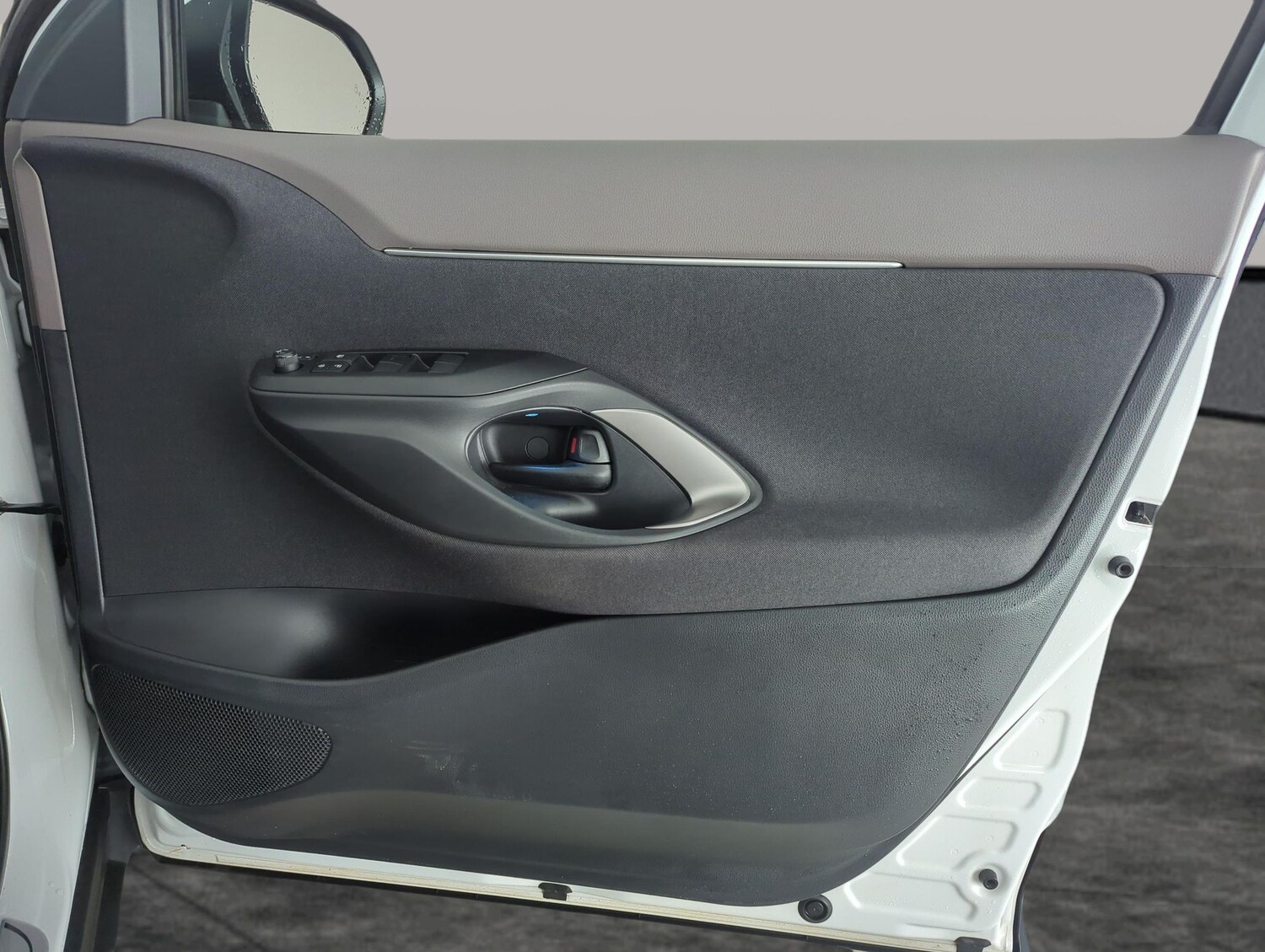 Used Toyota Yaris Cross 2023 for sale - 77428505: Photo 34